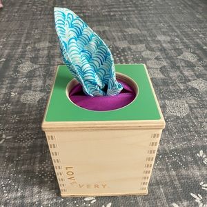 Lovevery Magic Tissue Box